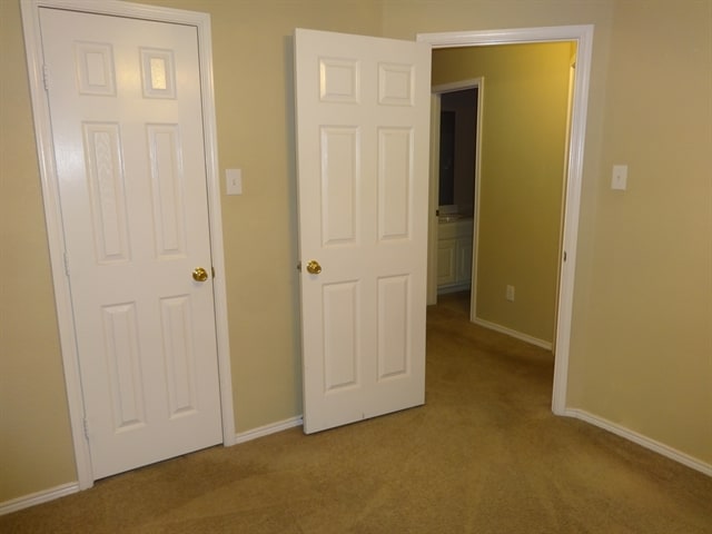 Building Photo - 1051 Wood Stream Dr