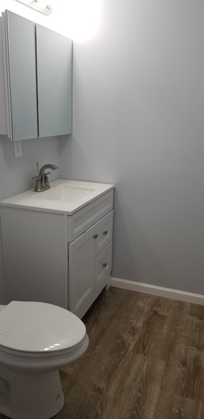 Building Photo - 546 Marquette St