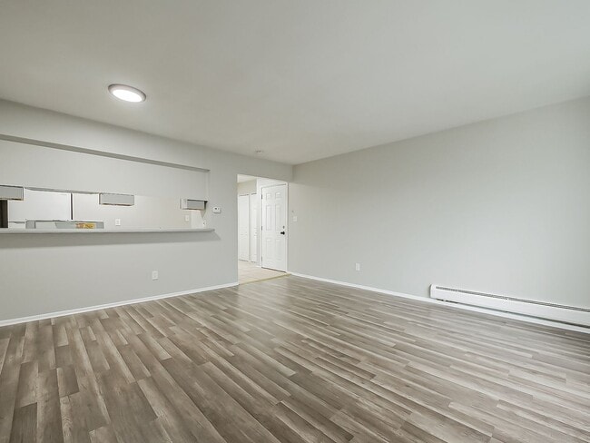 Building Photo - 1494 Nancywood Dr