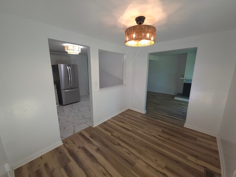 Dining Room - 8097 Weblank Way