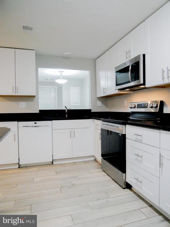 Building Photo - 13493 Demetrias Way