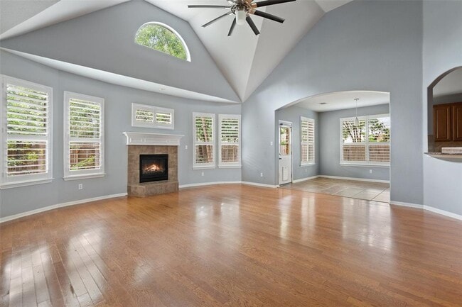 Building Photo - 908 Golden Palomino Ct