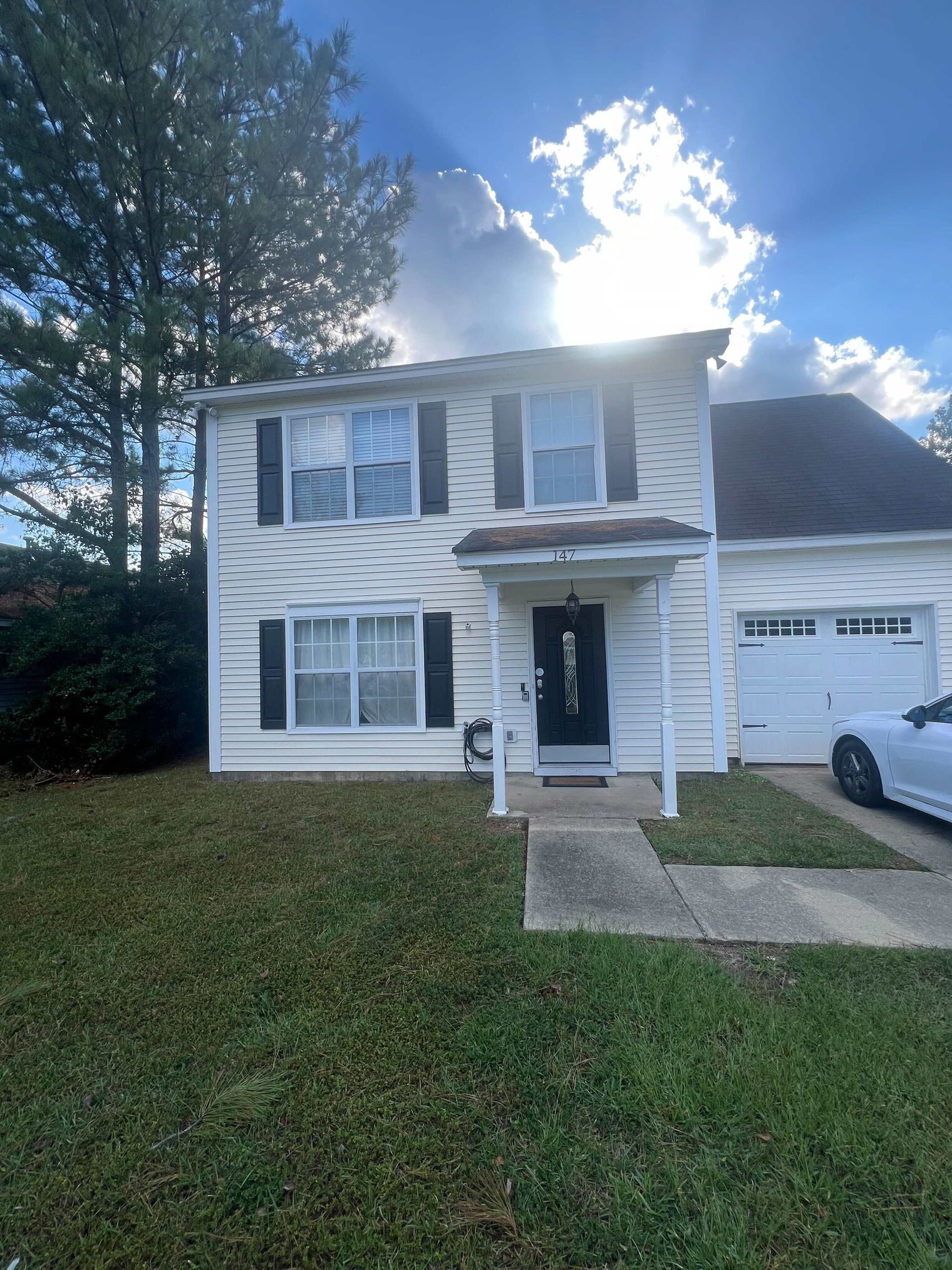 Building Photo - 147 Pine Mast Ct