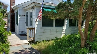 Building Photo - 250 Cottage Walk