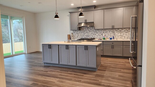 Building Photo - Beautiful Home in Bonney Lake!