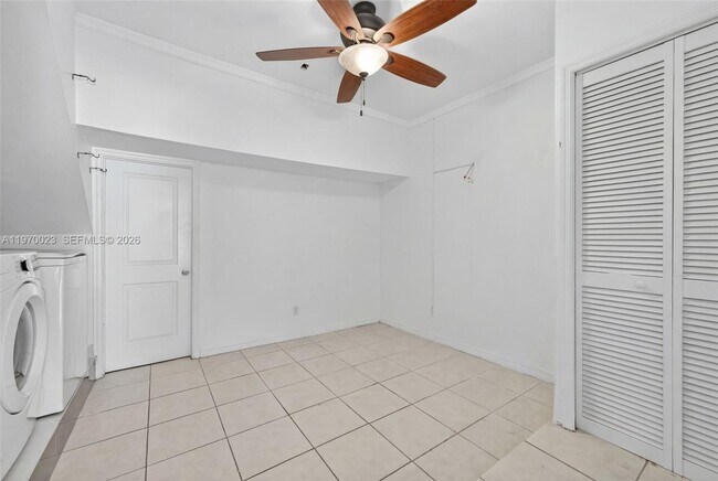 Building Photo - 2302 NW 161st Ter