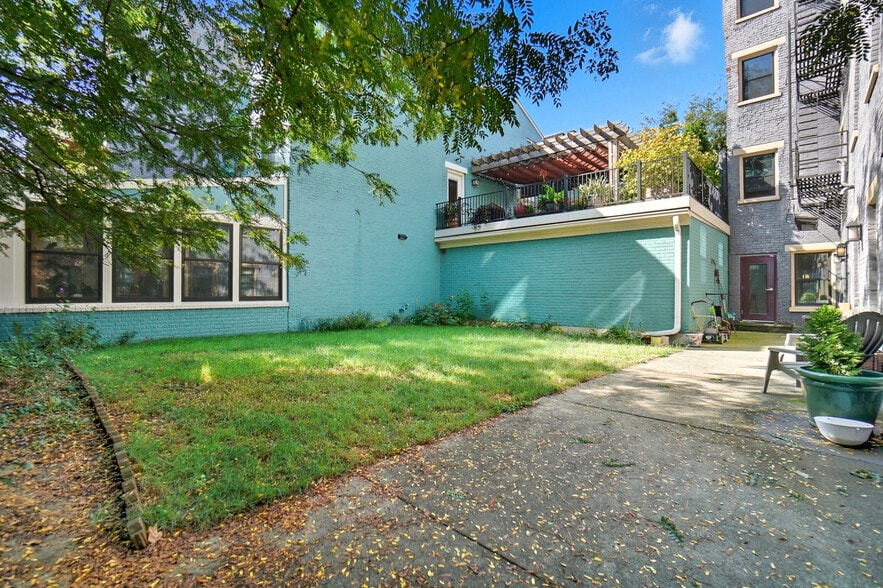 Building Photo - 1412 Republic St