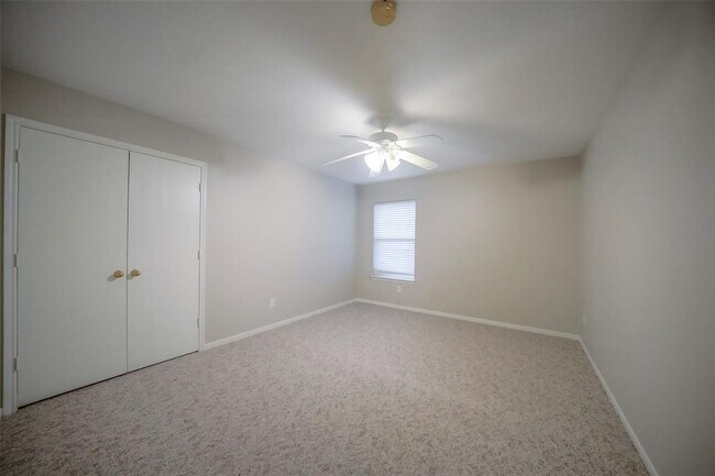 Building Photo - 3106 Centennial Village Dr