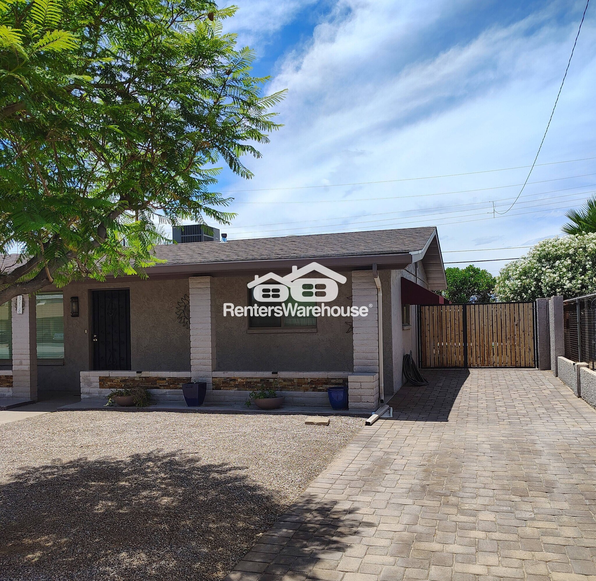 Building Photo - 318 N 56th St