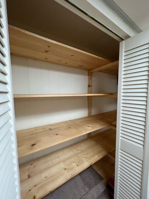 Building Photo - 18 Warren Pl