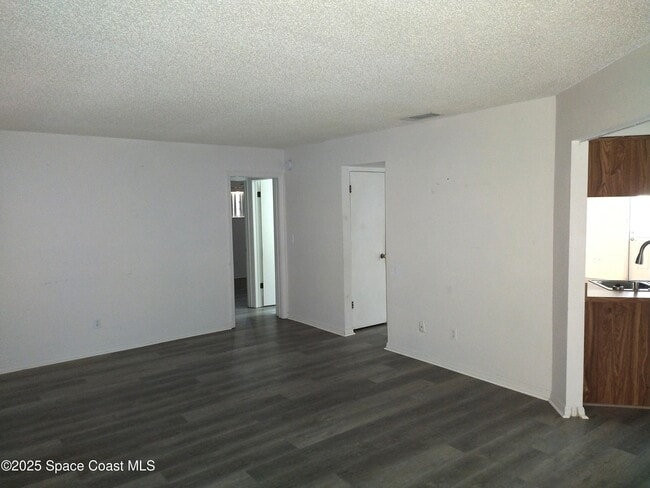 Building Photo - 765 John Carroll Ln