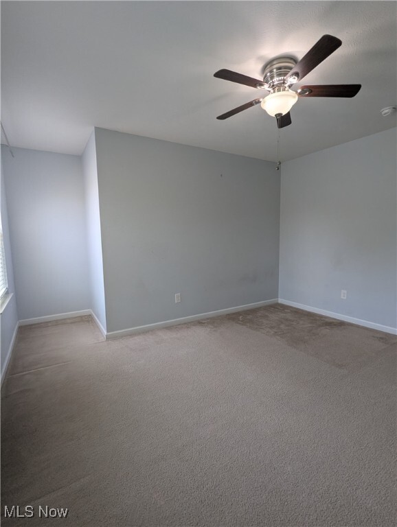Building Photo - 145 Park View Ct