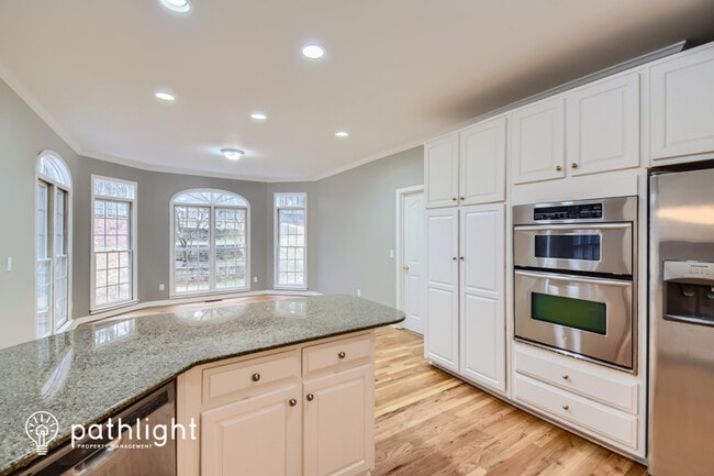 Building Photo - 727 Avalon Way, Peachtree City, GA, 30269