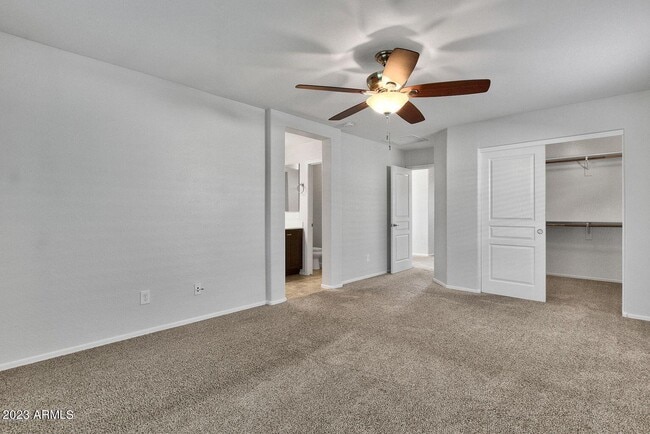 Building Photo - 1675 W Pelican Dr