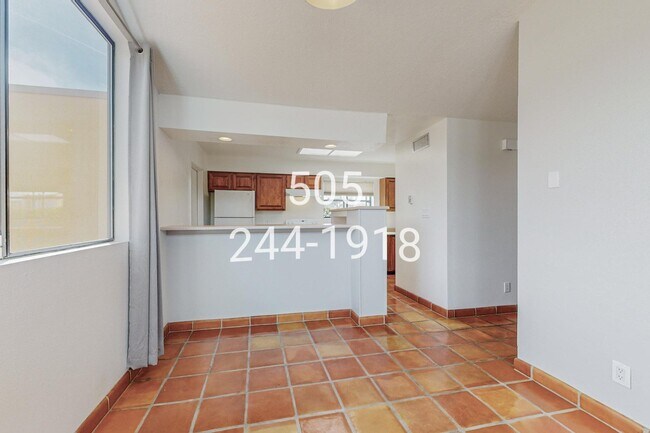 Building Photo - 876 Tramway Ln Ct NE