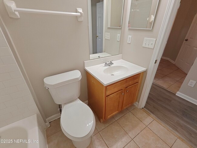 Building Photo - 1250 Bedrock Dr