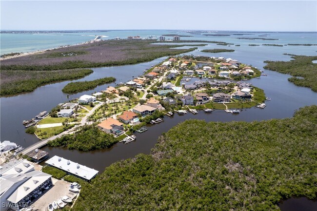 Building Photo - 17054 Marina Cove Ln