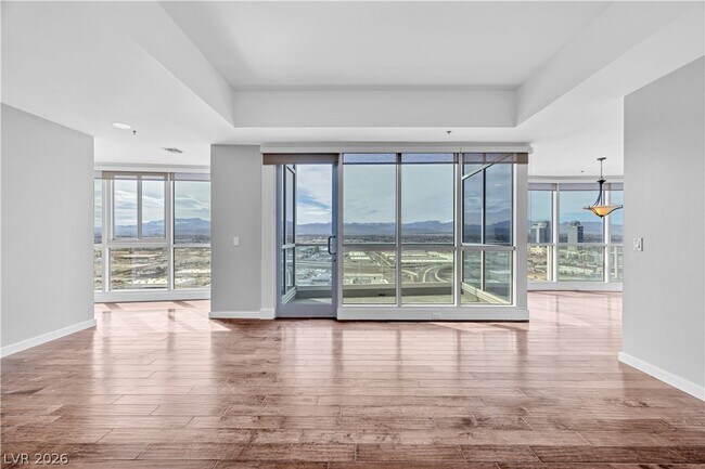 Building Photo - 4525 Dean Martin Dr