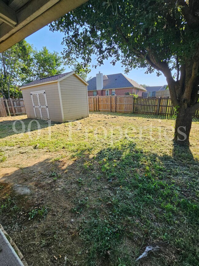 Building Photo - 3690 Sunrise Ridge Dr