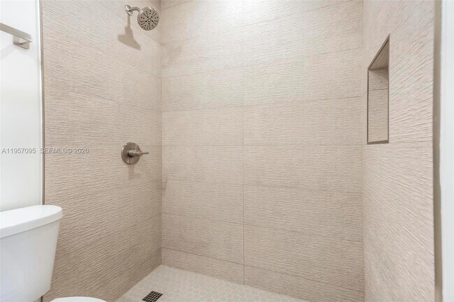 Building Photo - 3130 Bird Ave