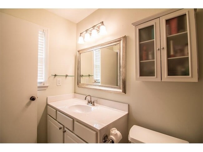 Building Photo - 1516 Howell Mill Rd NW