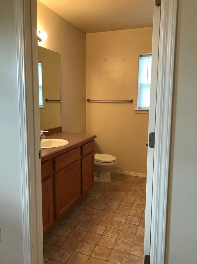 Building Photo - 1831 Teton Ct