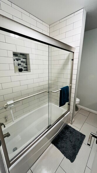 Bathroom - 6600 Warner Ave