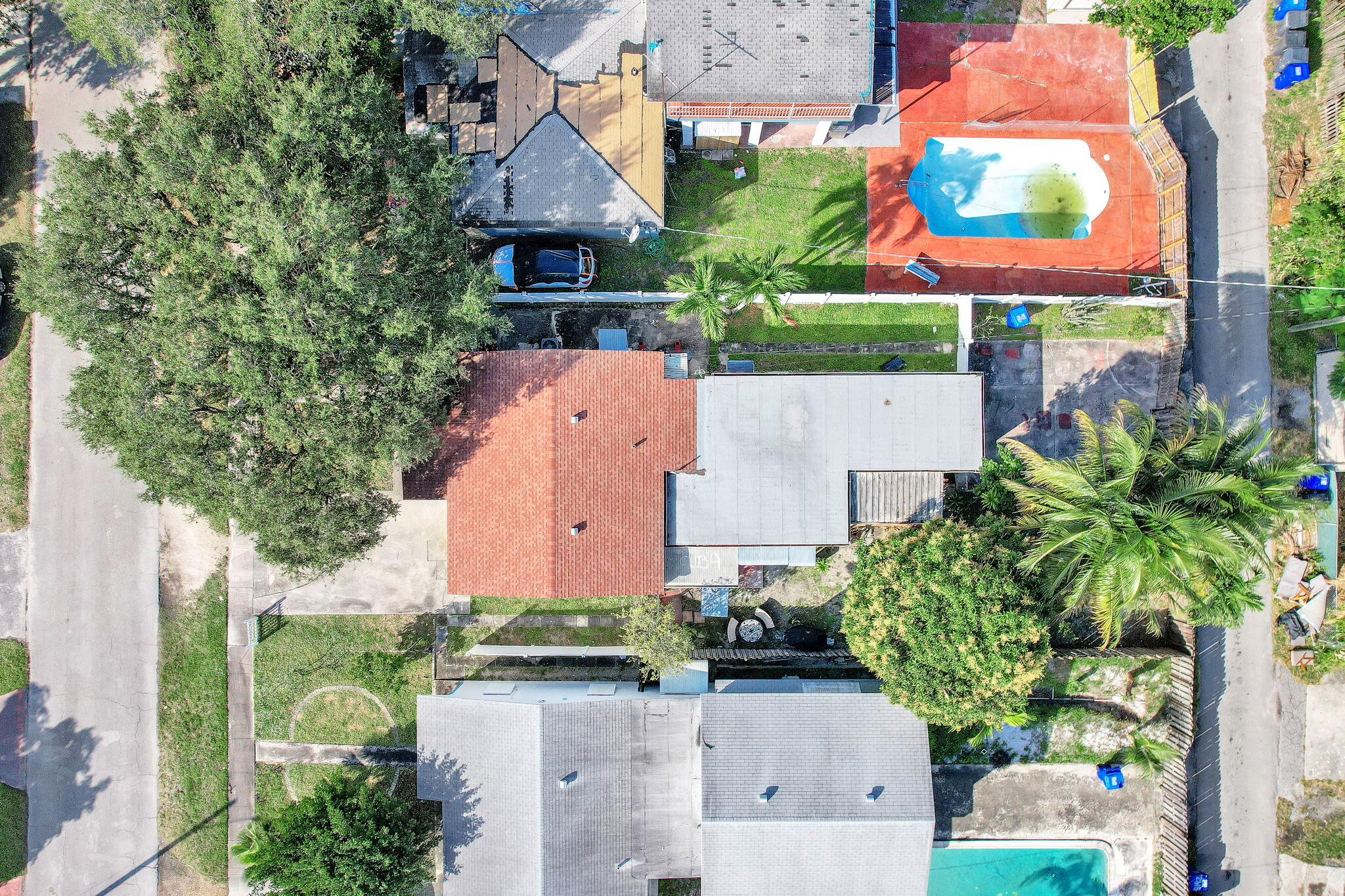 Building Photo - 2419 Coolidge St