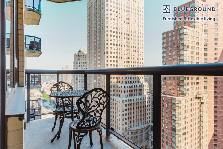 Building Photo - 235 W 48th St