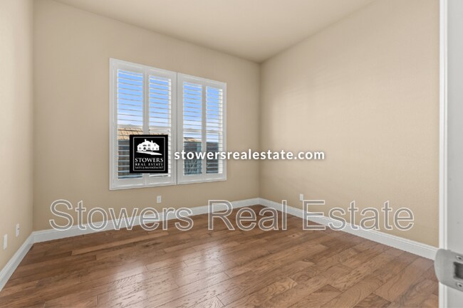 Building Photo - 1642 Pinot Pl