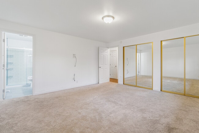 Building Photo - 17729 Spruce Way