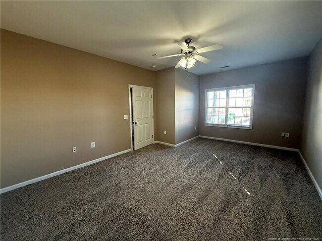 Building Photo - 635 Marsh tree St