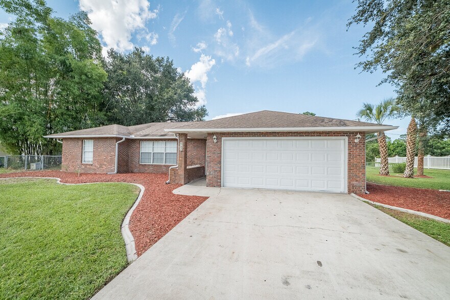 Building Photo - 785 Hawser St NE