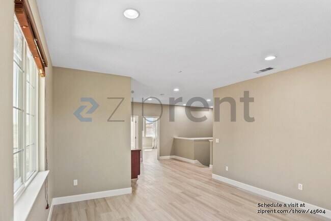 Building Photo - 3356 Cydonia Court