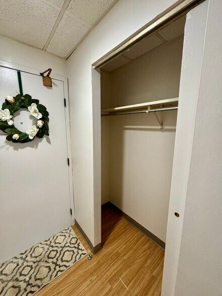 Building Photo - 2668 Elmwood Ave