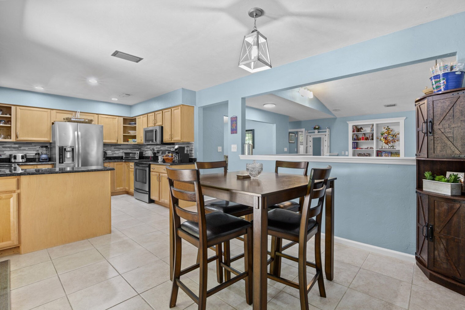 Building Photo - 5922 NW 57th Way