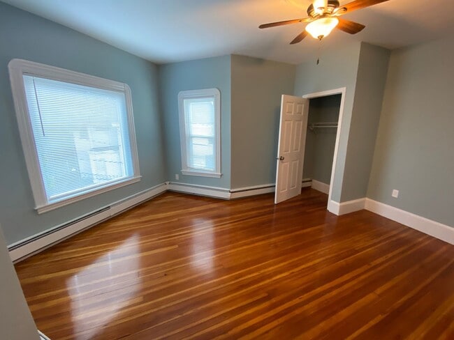 Building Photo - 71-73 Hall Ave