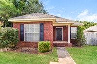 Building Photo - 231 Thornfield Dr