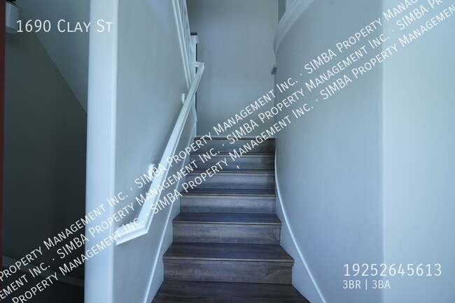 Building Photo - 1690 Clay St