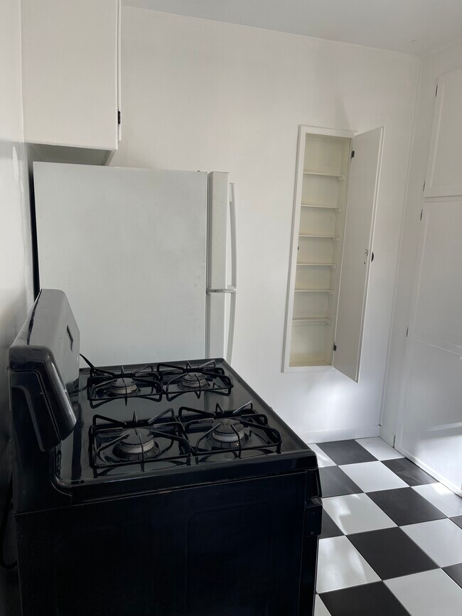 Built in Spice Rack - 1827 18th St