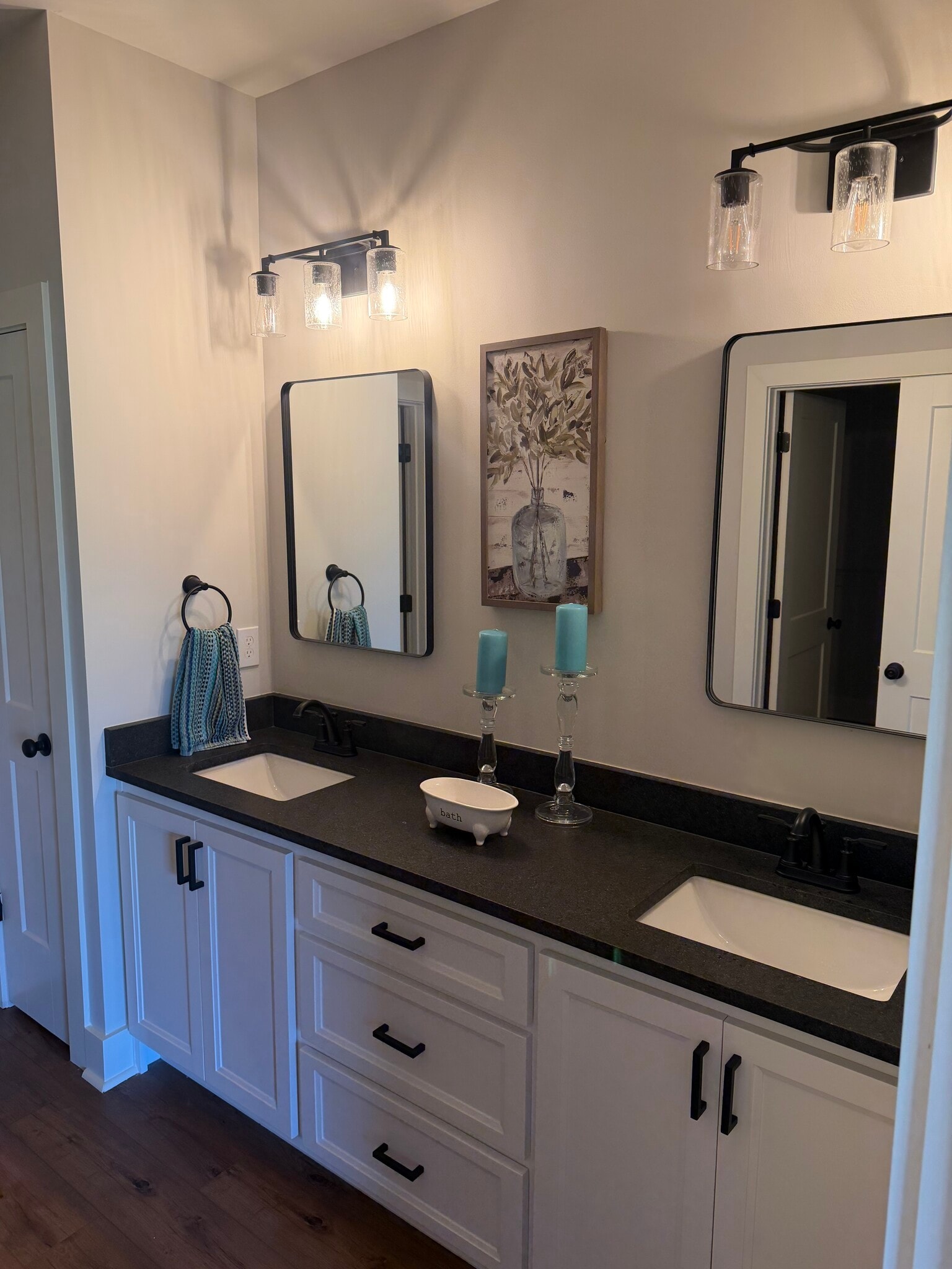 Building Photo - 30 Tower Ct