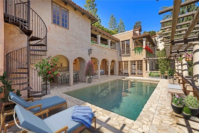 Building Photo - 1316 Beverly Grove Pl