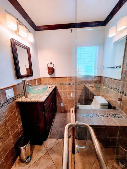 Building Photo - 1222 Princeton St