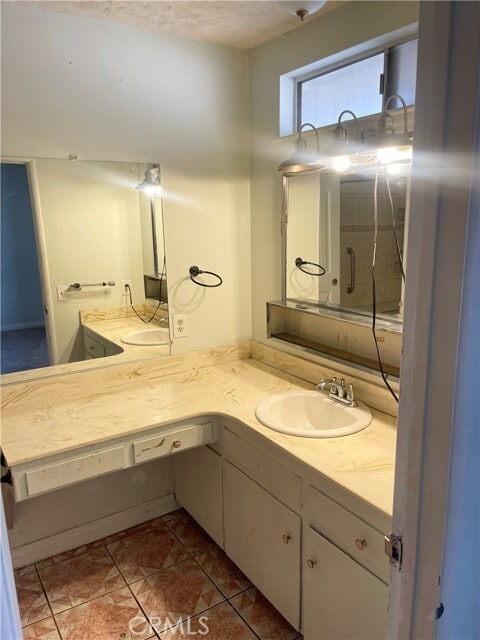 Building Photo - 830 W Rosewood St