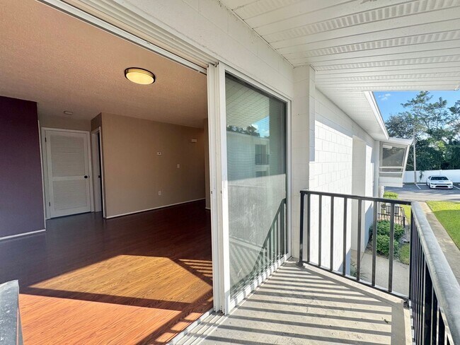 Building Photo - Lake Buckeye Condo