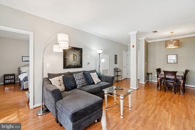 Building Photo - 4550 Strutfield Ln