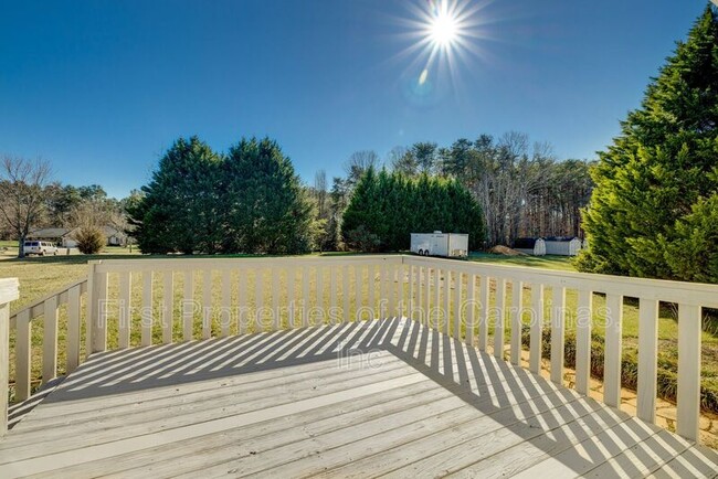 Building Photo - 1111 Quail Haven Dr