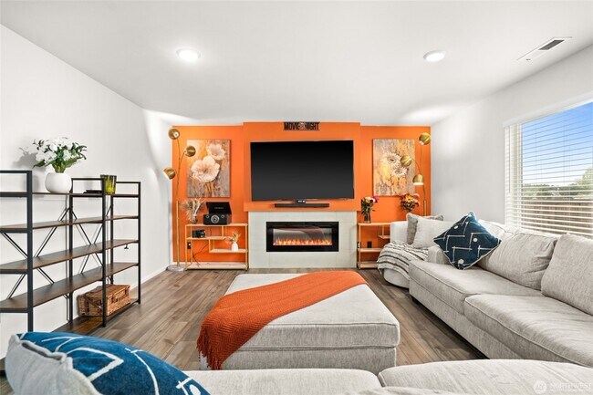 Building Photo - 15153 Prescott Lp SE