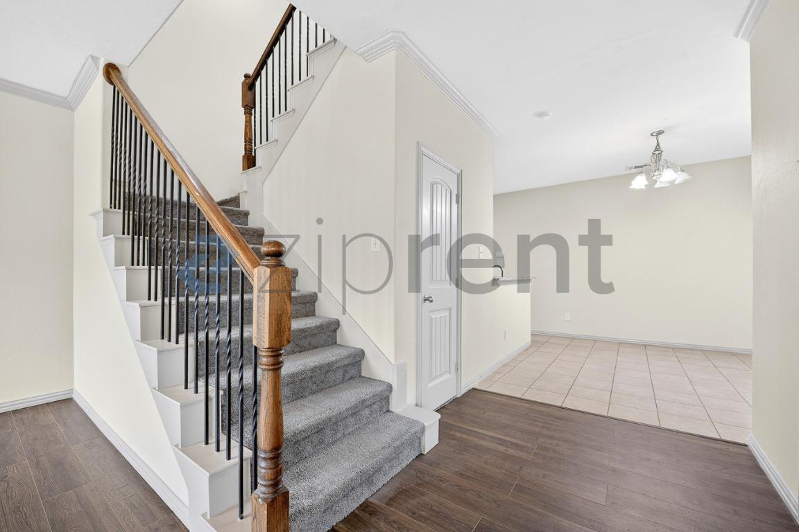 Building Photo - 2361 Homewood Ln