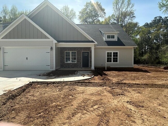 Primary Photo - 116 Saxton Pl